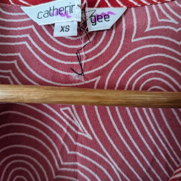 Catherine Gee silk blouse xs heart print Valentine shirt - Picture 4 of 4